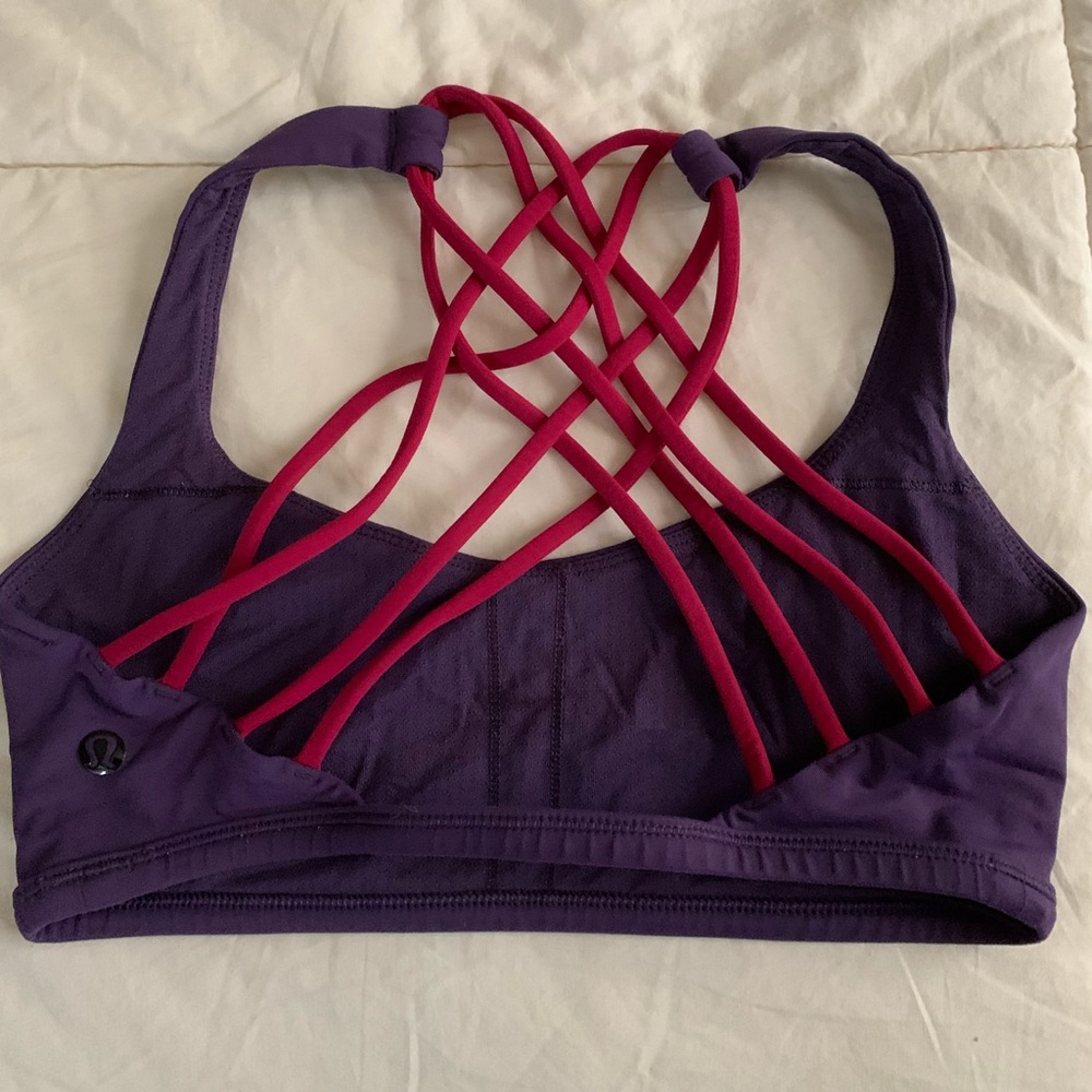 Lululemon Free to be Wild